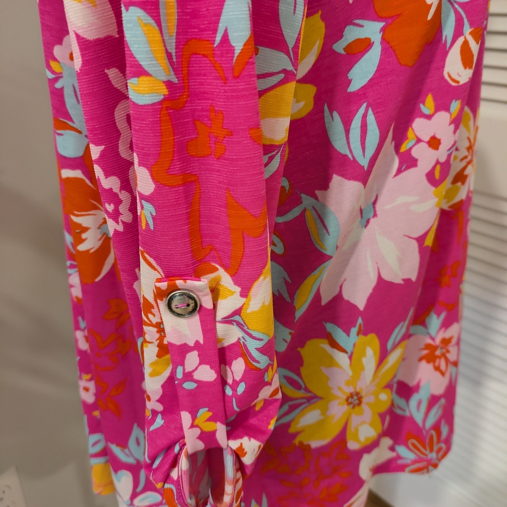 Dear Scarlett Pink Floral Button-Front Blouse Sz M - Picture 3 of 3